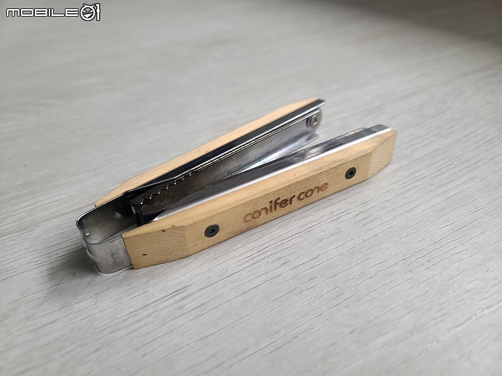 Conifer Cone Metal Folding Tong 折疊式烤夾開箱