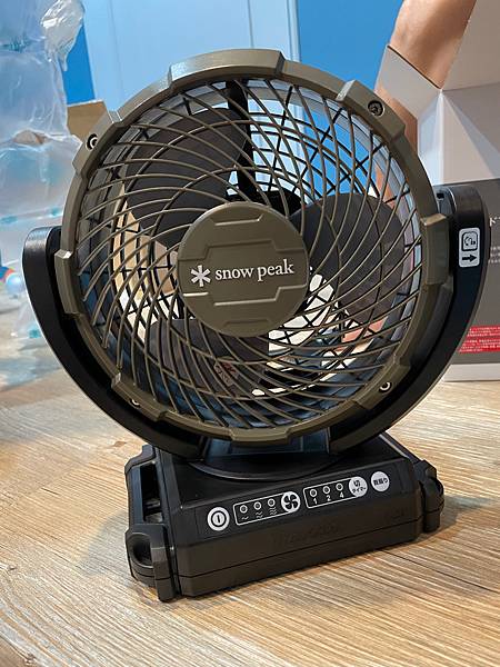 【日本代購開箱】日本牧田Makita及snowpeak聯名款 電風扇